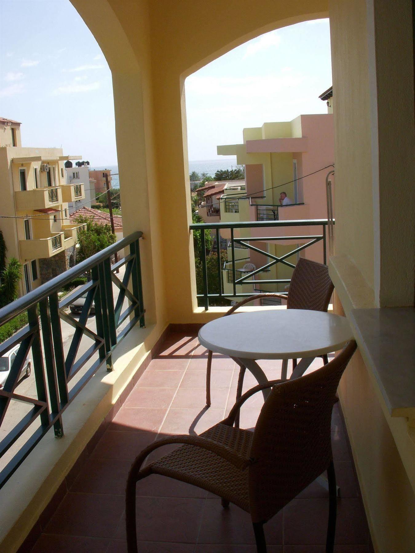 Romantica Hotel Georgioupoli Exterior photo